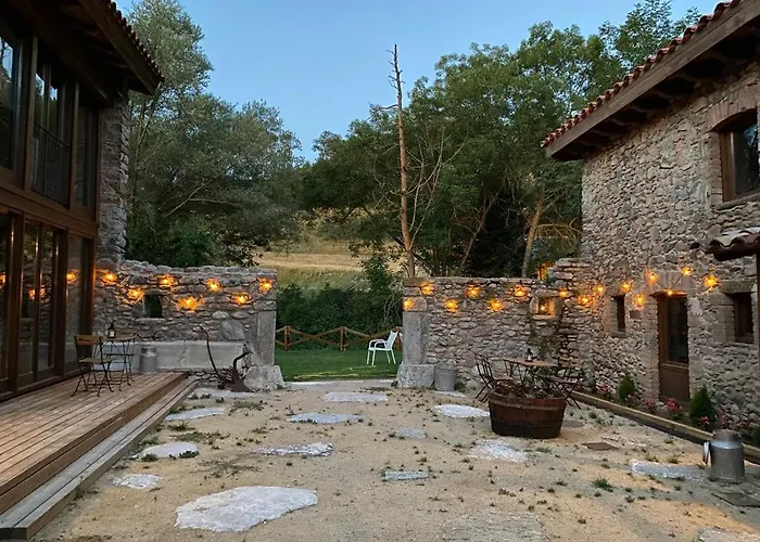 Turisme Rural Ca L\'Axai Casa 2