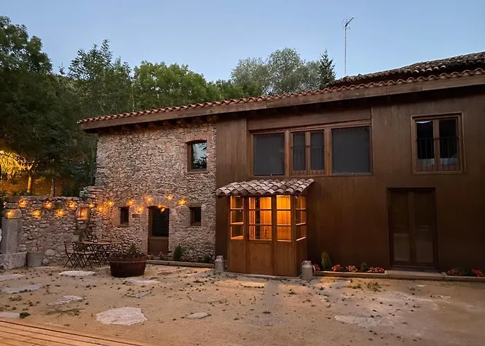 Turisme Rural Ca L\'Axai Casa 2